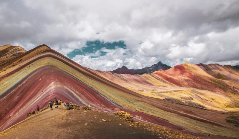 Exciting Machu Picchu, Rainbow Mountain and Humantay - Cusipata Buffet Meals