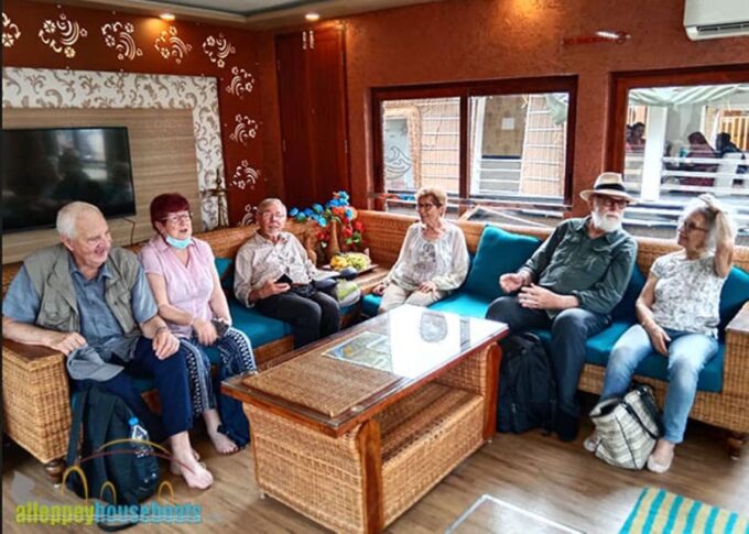 Exclusive, Alleppey Houseboat Tour (01 Night / 02 Days) - About the Houseboat