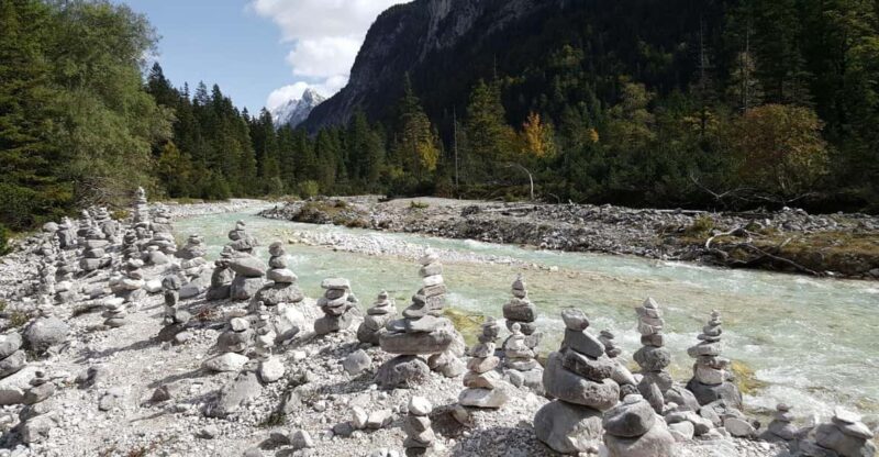 Exclusive AUSFLUG to Natural Wonder Places - RIVER SOURCE - Itinerary and Activities