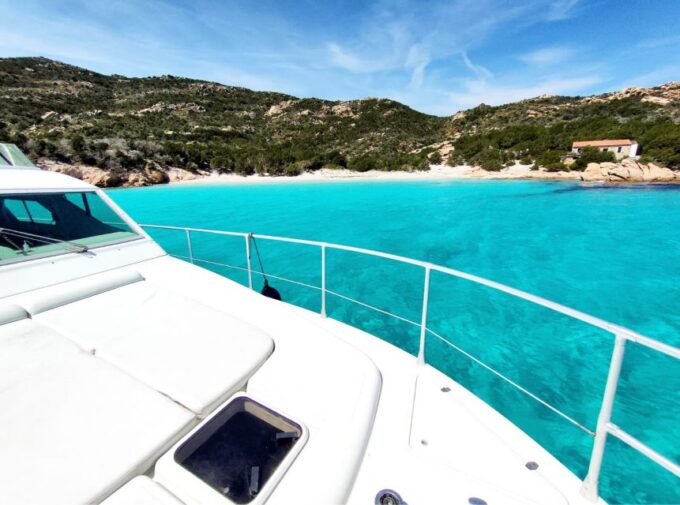 Exclusive Boat Tours La Maddalena - Included Amenities