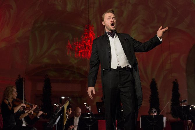 Exclusive Evening at Schönbrunn Palace: After-Hours Audiotour, Dinner, Concert - Dinner at a Nearby Restaurant