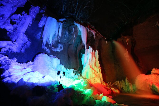Exclusive Evening Trekking Tour to the Frozen Nanajyo Waterfall - Preparing for the Tour