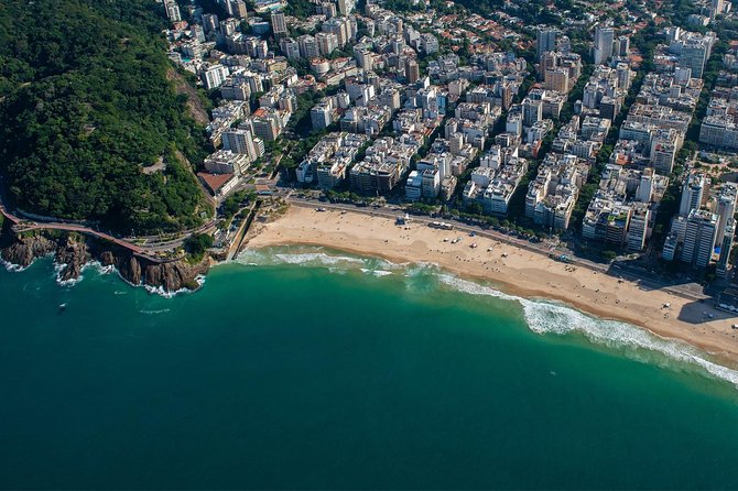 Exclusive Helicopter Flight (2 Passengers)- Sugar Loaf and Christ the Redeemer - Weight and Accessibility
