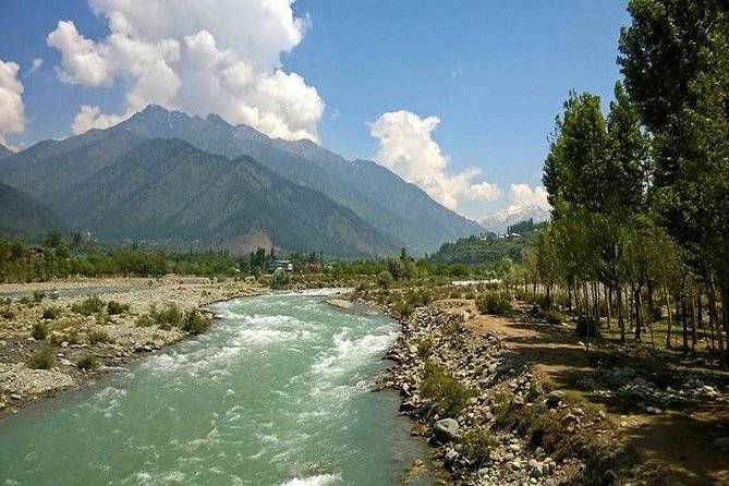 Exclusive Kashmir Tour Package - Entrance Fees and Taxes