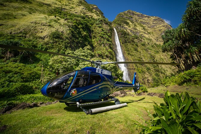 Exclusive Landing With Spectacular Big Island Helicopter Tour - Inclusions
