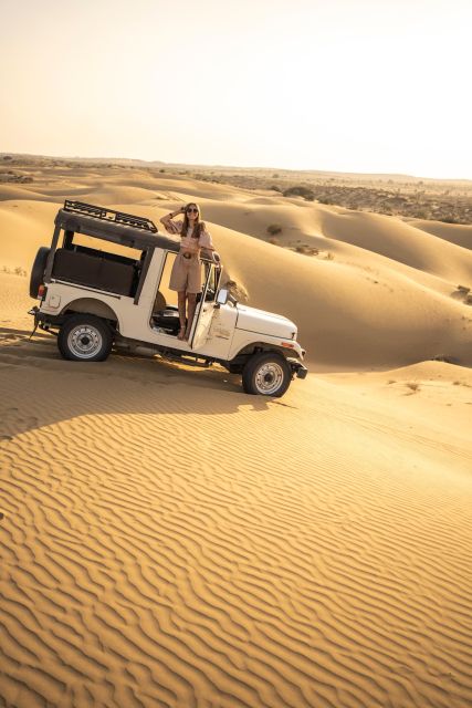 Exclusive Musical Evening in the Desert Luxury Camp - Dining and Entertainment