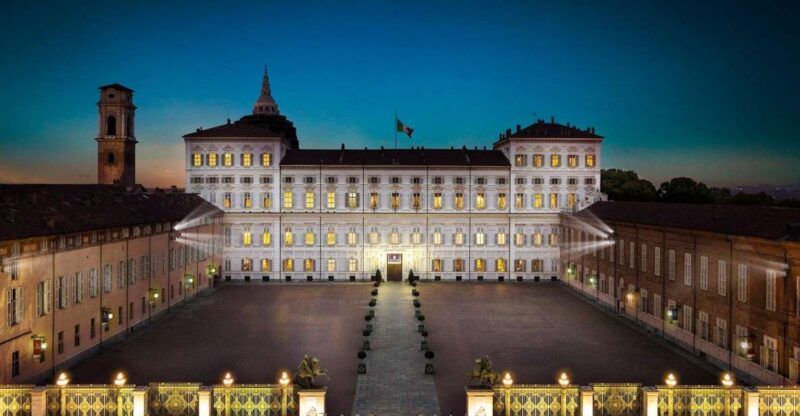 Exclusive Night Tour to the Royal Palace and Palazzo Madama - Key Points