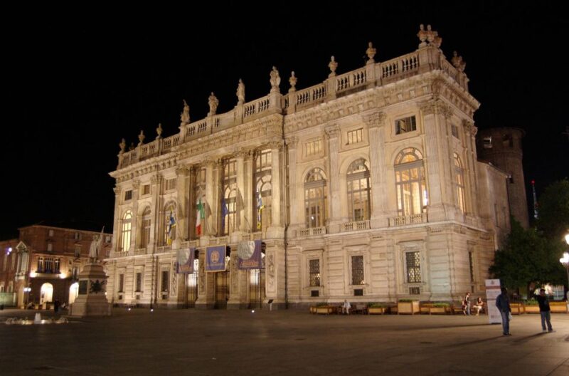 Exclusive Night Tour to the Royal Palace and Palazzo Madama - Explore Palazzo Madama and Palazzo Reale