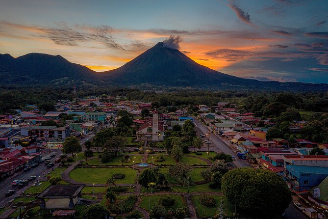 Exclusive Night Walk in La Fortuna and Natural Frog Garden . - Key Points