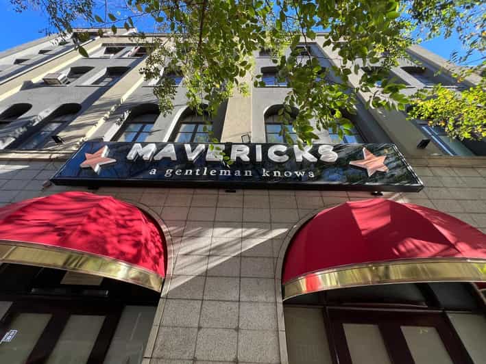 Exclusive Nightclub Tour With Local Gentlemen in Cape Town - Key Points