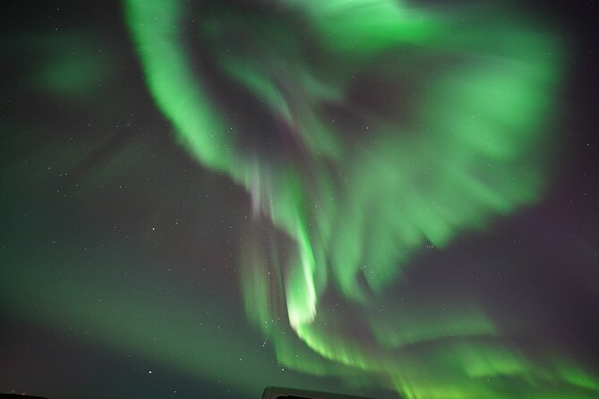 Exclusive Northern Lights Tour With PRO Photos, Home Cooked Meal - Learning From the Guide