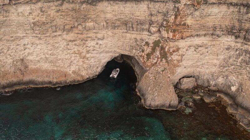 Exclusive Private Boat Tour Blue Lagoon, Comino Caves & Gozo - Key Points