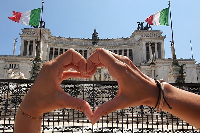 Exclusive Private Tour of Rome Colosseum Forums & City Highlights - Meeting and Accessibility