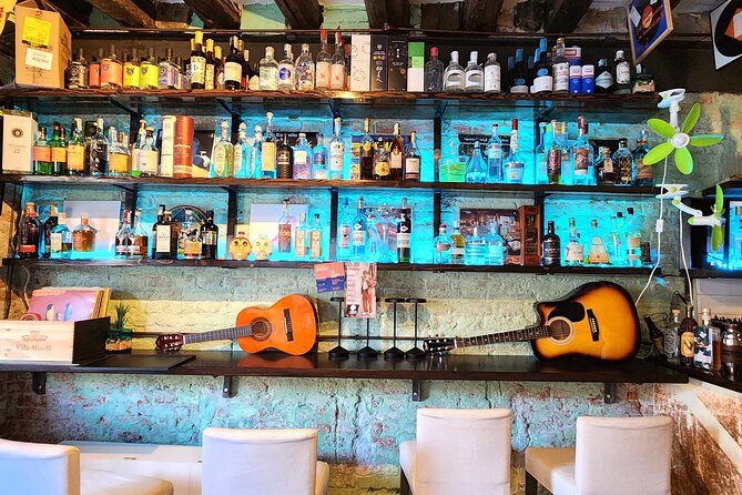 Exclusive Private Wine Lovers Photo Tour in Venice Cannaregio - Savoring the Flavors of Venice