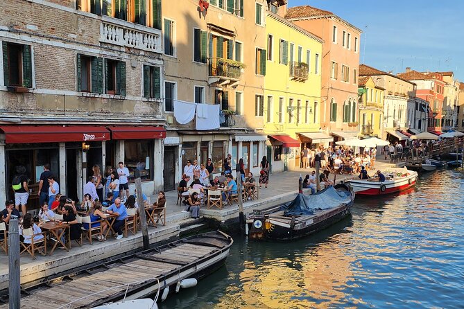 Exclusive Private Wine Lovers Photo Tour in Venice Cannaregio - Embrace the Quintessential Venetian Adventure