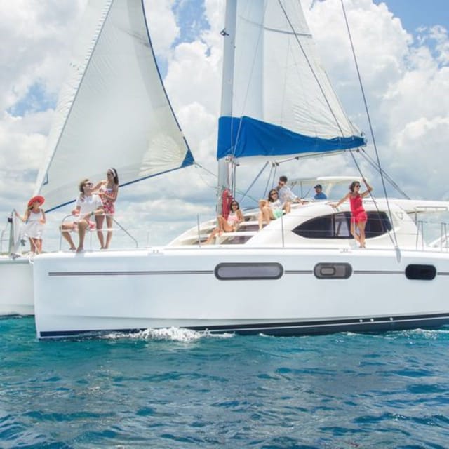 Exclusive Sailing to Isla Mujeres. Top Tour ! - Transportation and Pickup