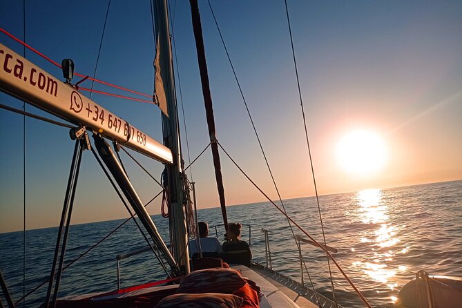 Exclusive Sailing Tour Along the West Coast of Mallorca - Sunset Cava Celebration