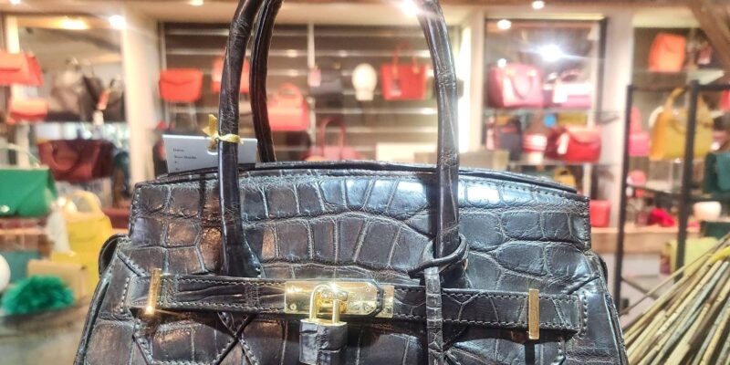 Exclusive Shopping Tour for Diamonds and Precious Gemstones - Exclusive Shopping Opportunities