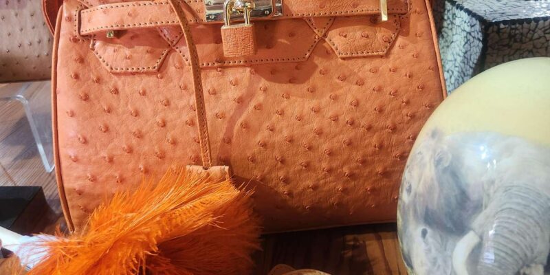 Exclusive Shopping Tour for Diamonds and Precious Gemstones - Booking Information