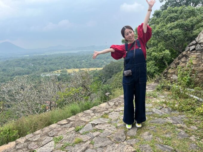Exclusive Sigiriya Sunrise & Kandy Tour Day Tour - Frequently Asked Questions