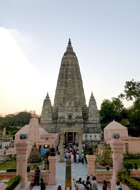 Exclusive, Spiritual Varanasi With Bodhgaya Tour (03 Days) - Itinerary Breakdown
