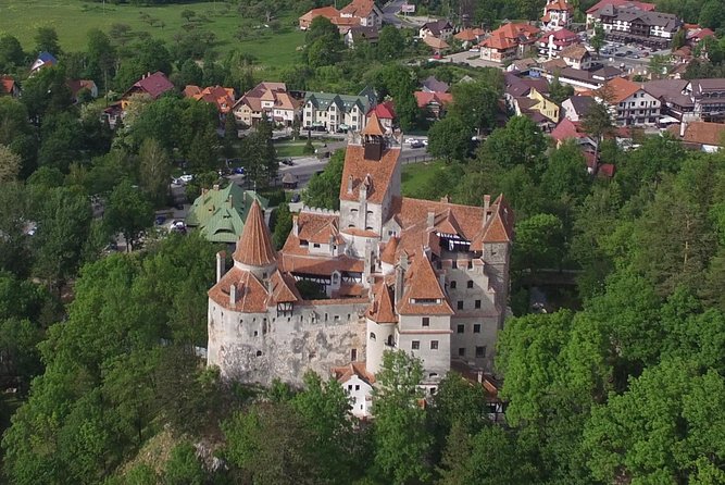 Exclusive Tour: Bran Castle, Brasov and Rasnov Fortress From Sibiu - Tour Requirements