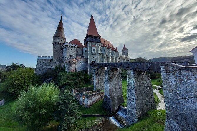 Exclusive Tour: Corvin Castle, Alba Iulia and Traditional Villages From Sibiu - Good To Know