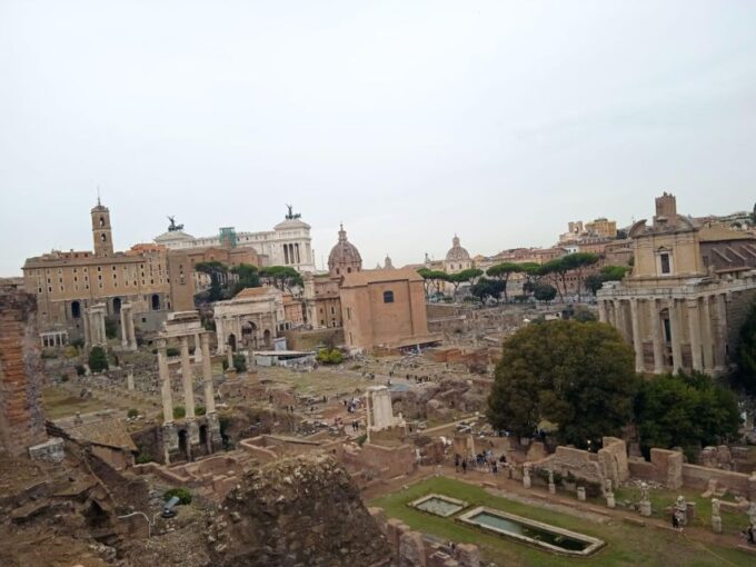 Exclusive Tour of Ancient Rome and Domus Tiberiana - Accessing Domus Tiberiana