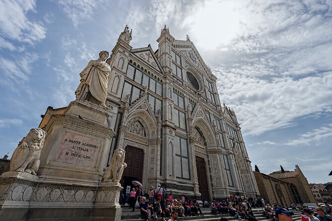 Exclusive Tour to Florence of Santa Croce Basilica - Key Points