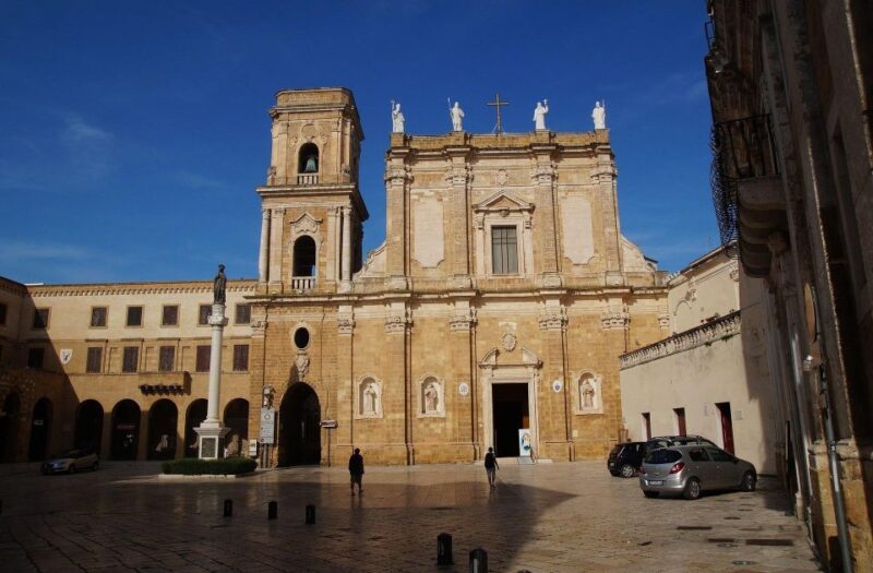 Exclusive Travel Experience: From Brindisi Airport to Matera - Suitability for Wheelchair Users