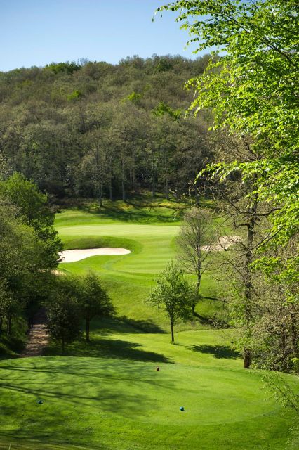 Exclusive Vineyard Golf: La Rioja and Basque Country - Key Points