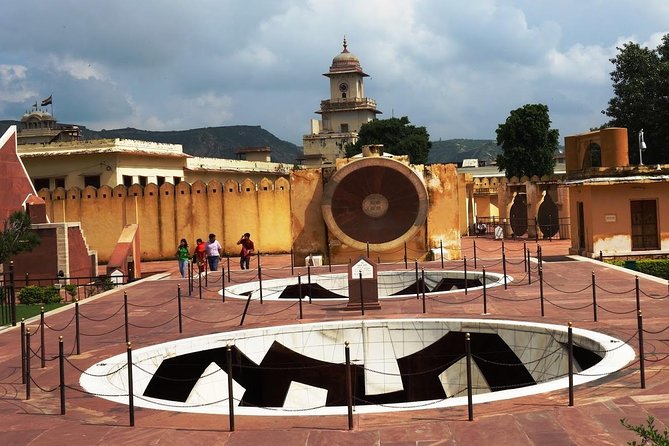 Exclusive Women Special : Guided Jaipur Tour With Entry & Lunch - Participant Information
