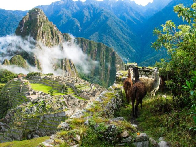 Excursion Cusco - Machu Picchu 3 Days + 3-star Hotel - Frequently Asked Questions