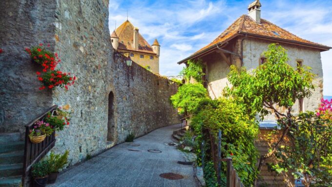 Excursion From Geneva Nyon Yvoire Medieval Village By E-Bike - Sightseeing and Self-Guided Tour