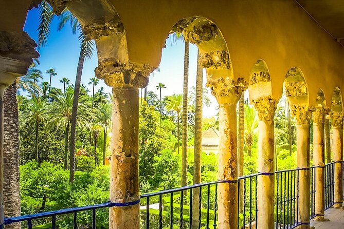 Excursion From Malaga to Seville With Tickets to the Royal Alcázar - Traveler Experiences and Feedback