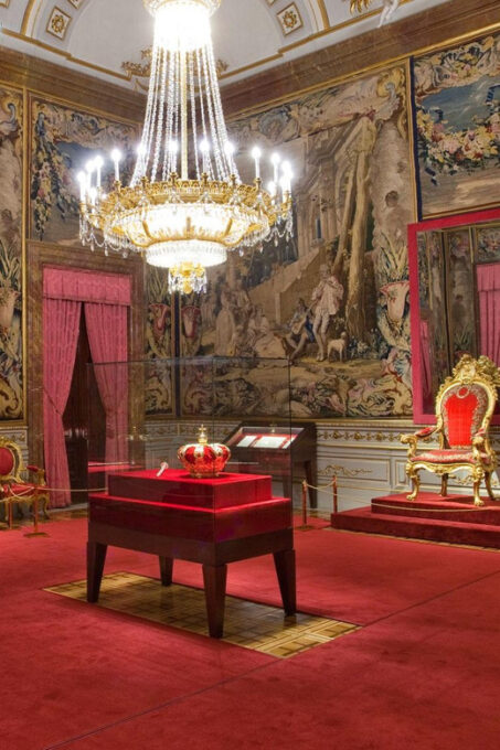 Excursion: Royal Palace of Madrid - Frequently Asked Questions