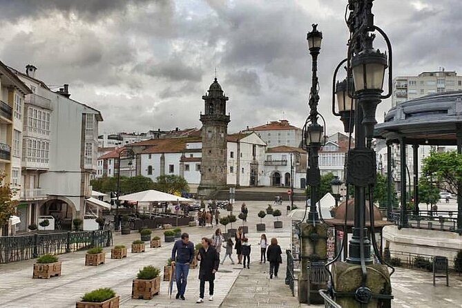 Excursion to a Coruña and Betanzos From Santiago De Compostela - Transportation and Meeting Details
