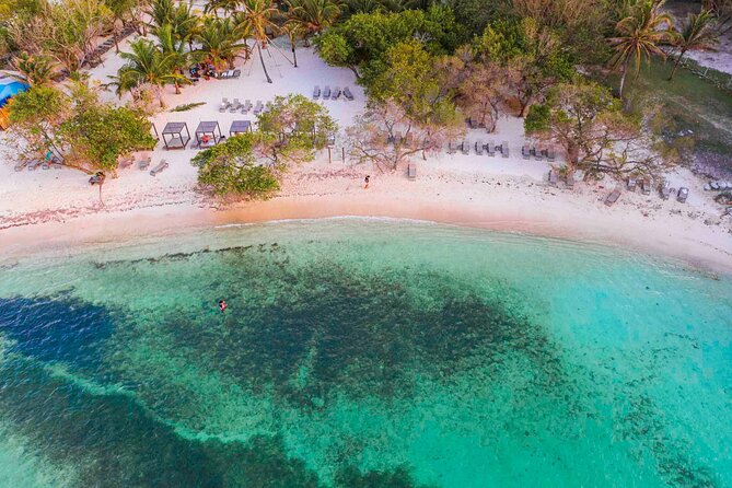Excursion to Private Beach in Rosario Islands - Key Points