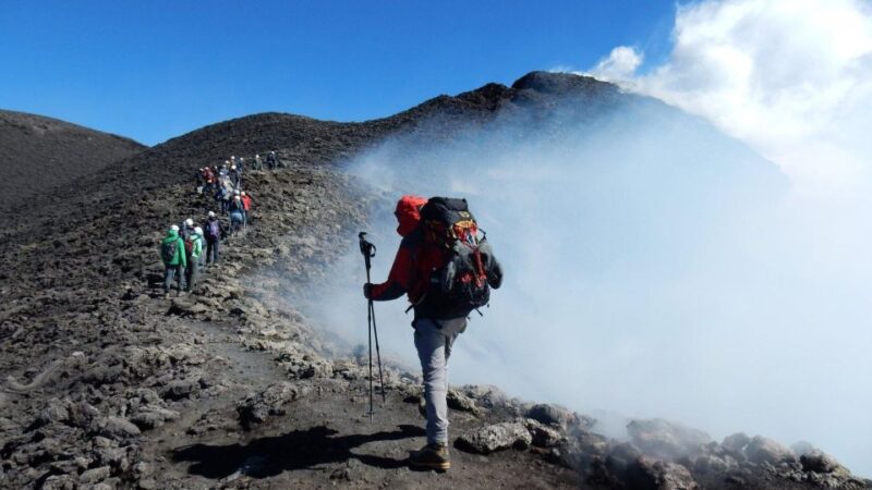 Excursion to Summit Craters With Lunch and Wine Tour - Pricing and Reservation