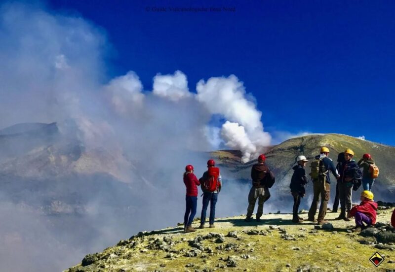 Excursion to Summit Craters With Lunch and Wine Tour - Itinerary Details