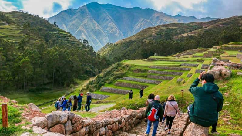Excursion to the Sacred Valley Machu Picchu 2 Days - Visiting Machu Picchu