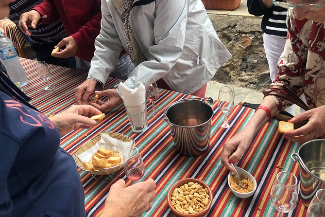 Excursion Visiting Wineries in Tenerife With Lunch - Positive Reviews and Feedback