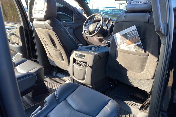 Executive Airport Transfer SUV - Accessibility and Participation