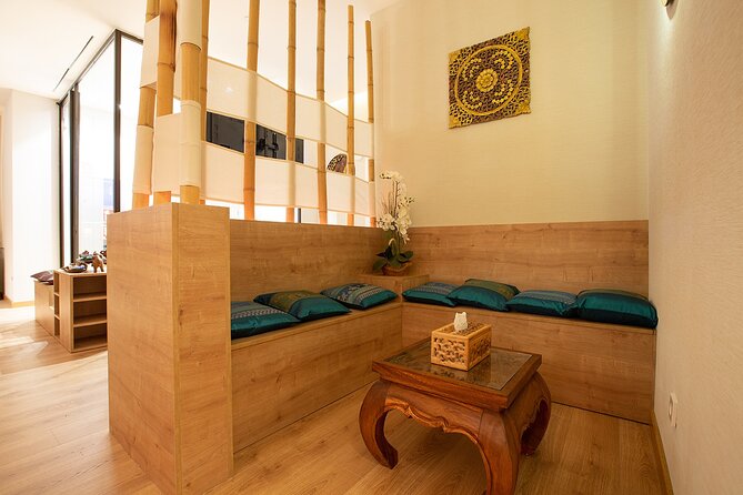 Exfoliating and Moisturizing Body Treatment of 60 Min in THAI MASSAGE ALURA - Booking and Cancellation Policies
