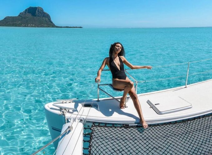 Exotic Saona Island Adventure: Unforgettable Cruise, Natural Pool and Buffet - Water Activities and Entertainment