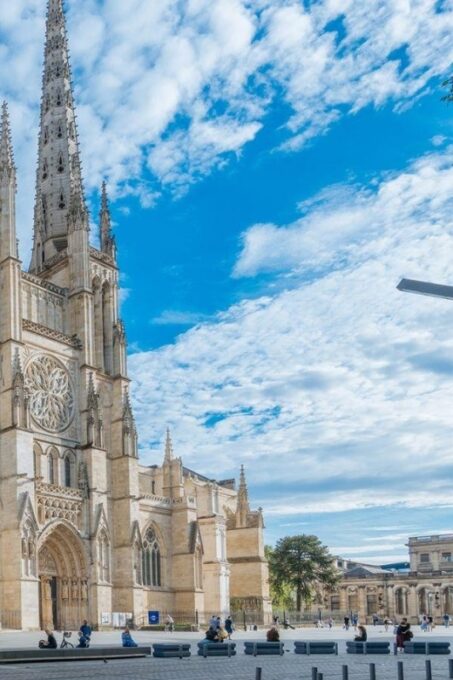 Expedition Bordeaux: a City Adventure at Your Own Pace - Meeting Point and Instructions