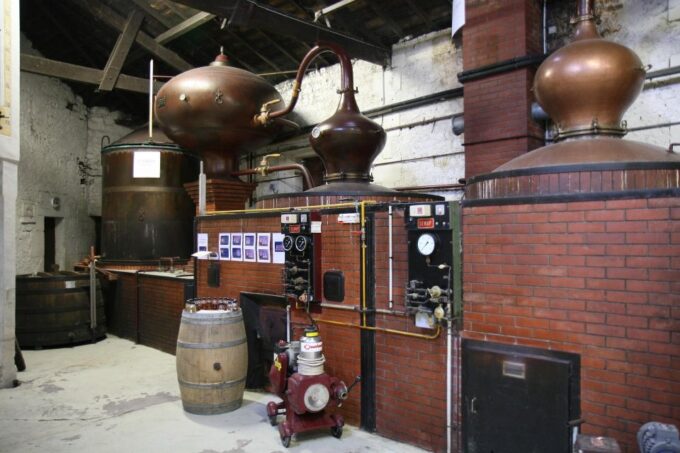Expedition Cognac: a City Adventure at Your Own Pace - Available Languages