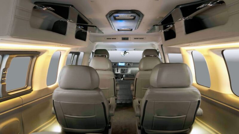 EXPEDITION HAPPINESS PRIVATE TRANSFER - Booking and Cancellation
