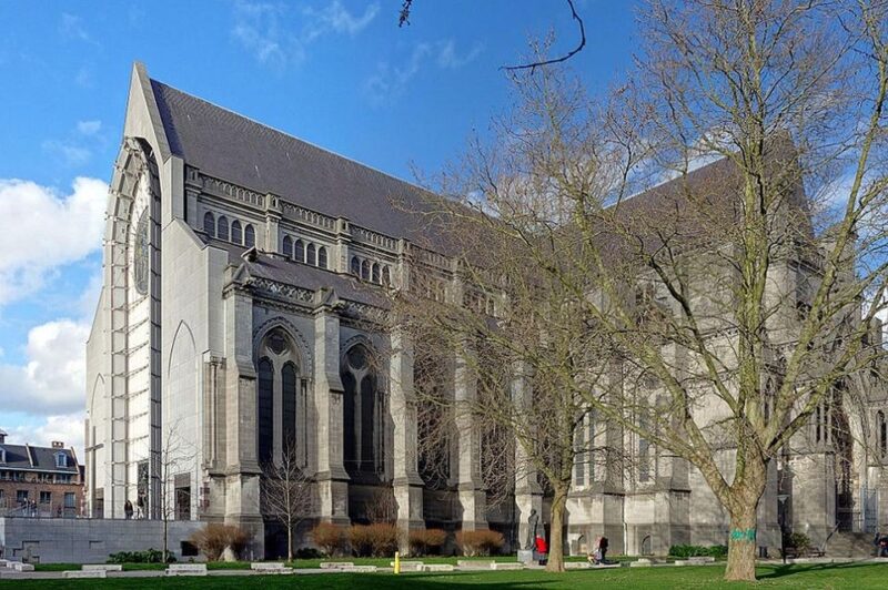 Expedition Lille: a City Adventure at Your Own Pace - Inclusions