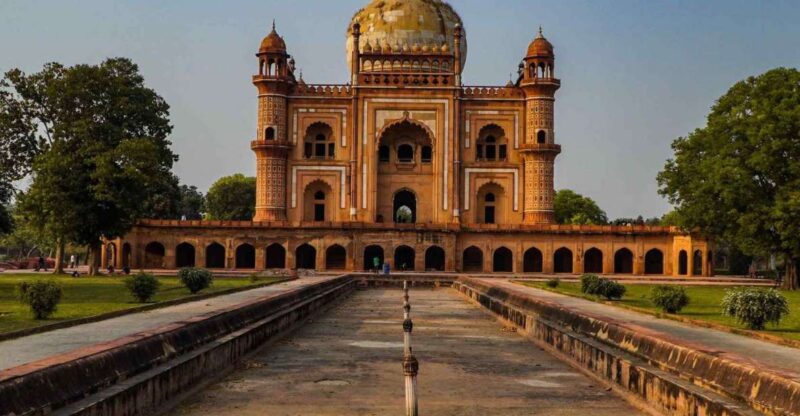 Experience 2 Hours Guided Spiritual Walking Tour of Delhi - Highlights of the Tour